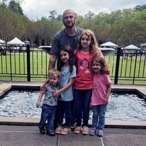 Meet your Posher, Vincent